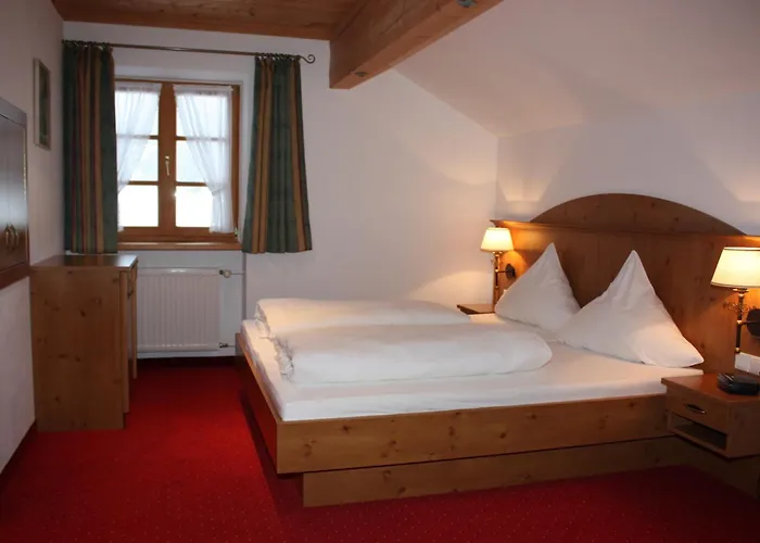 Mini-hôtel Aiplspitz 2*