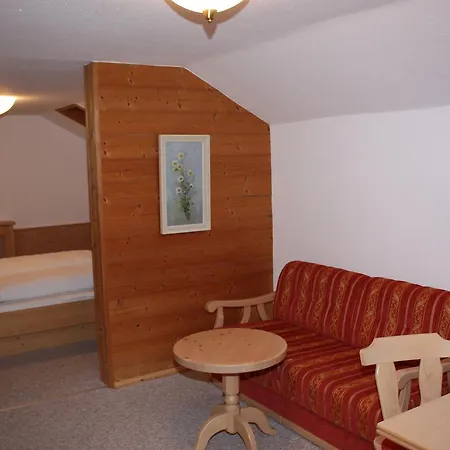 Aiplspitz Inn
